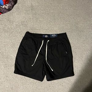 Hollister jogger shorts 5”